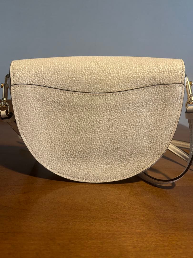 COACH コーチ ショルダーバッグ　ホワイトカラー系