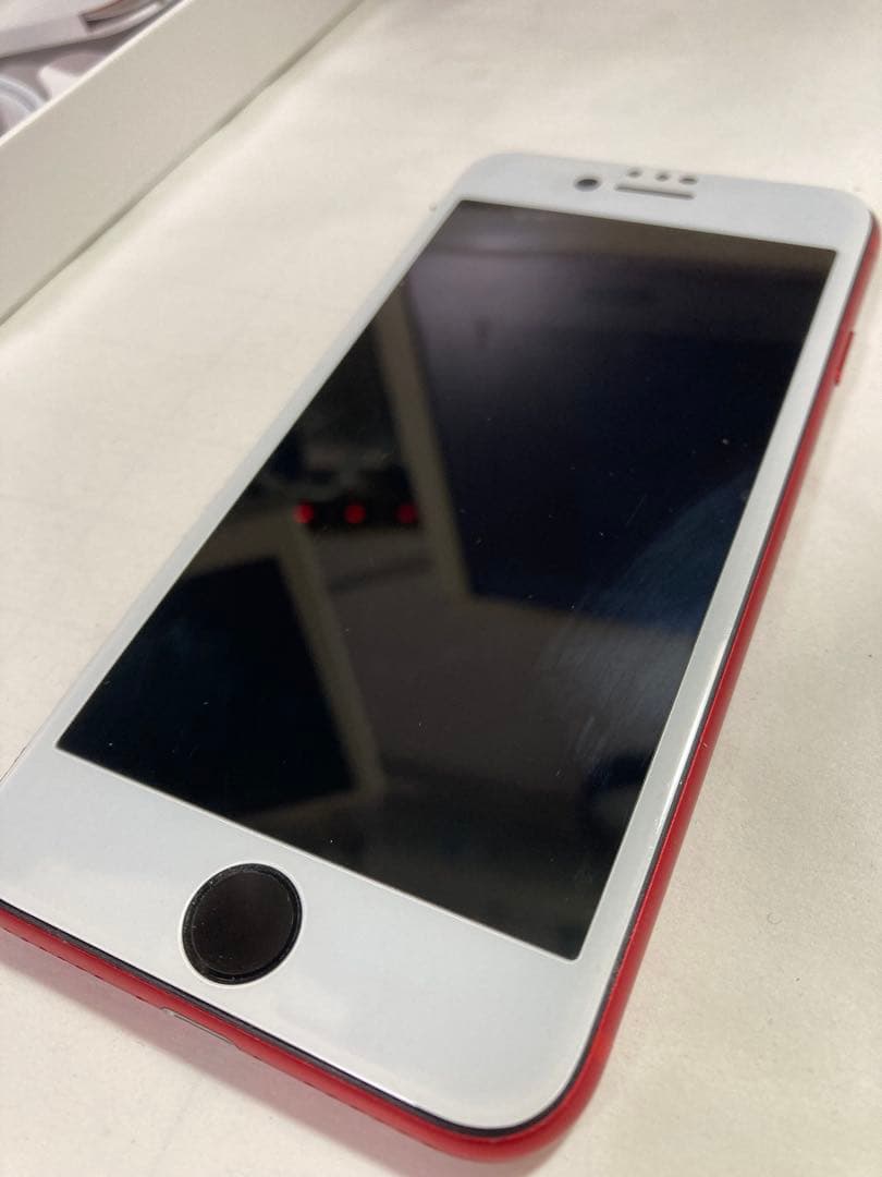 美品完品)iPhoneSE2赤)256GB)SIMフリー)3ヶ月前バッテリー交換 Apple