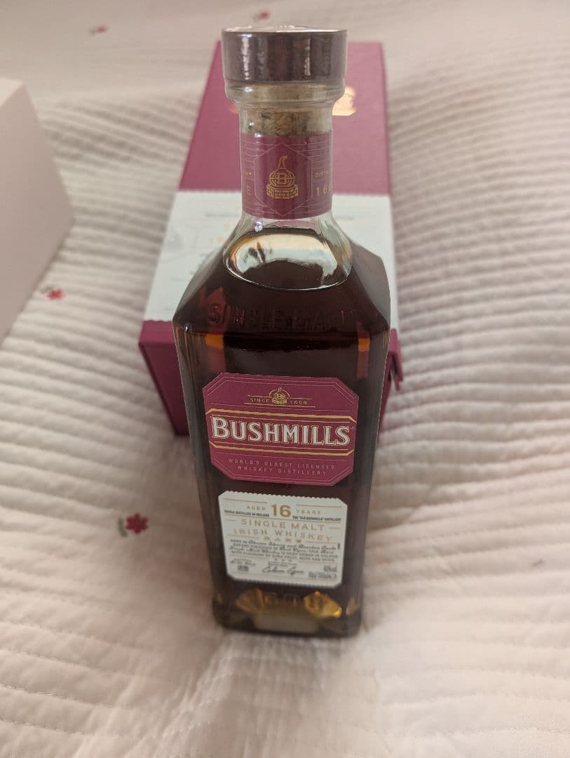 お値下げ中！ブッシュミルズ16年 モルトウイスキー 化粧箱入 BUSHMILLS