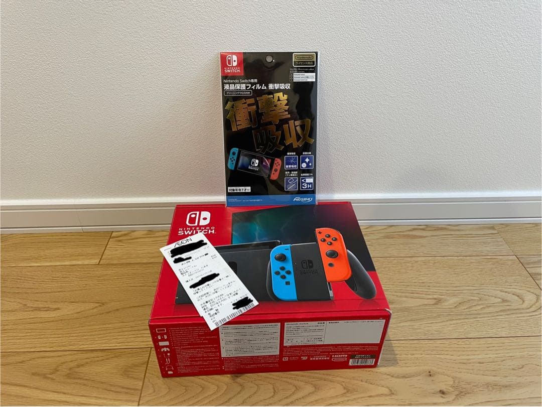 【新品未使用／お得】保護フィルム付 Nintendo Switch 本体