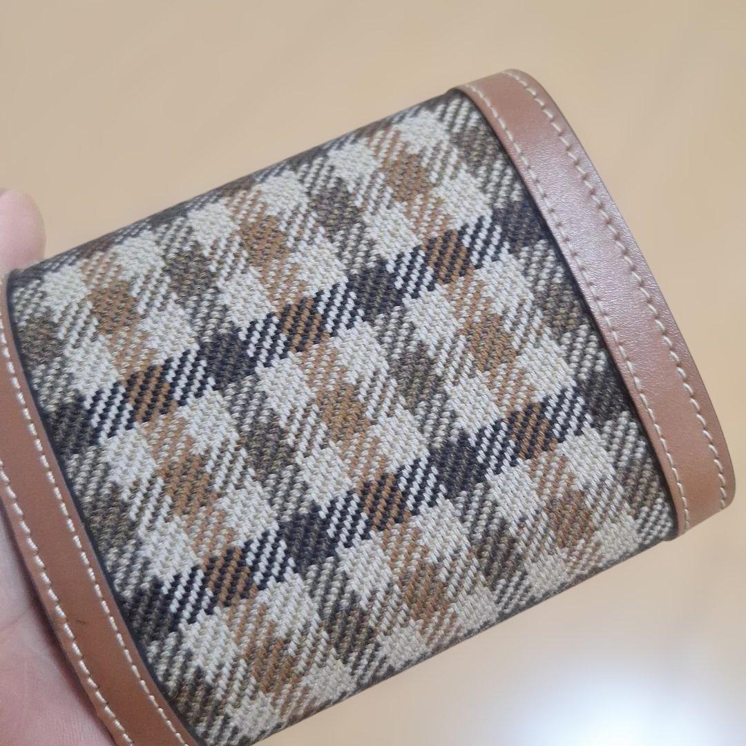 CELINE チェック柄二つ折り財布