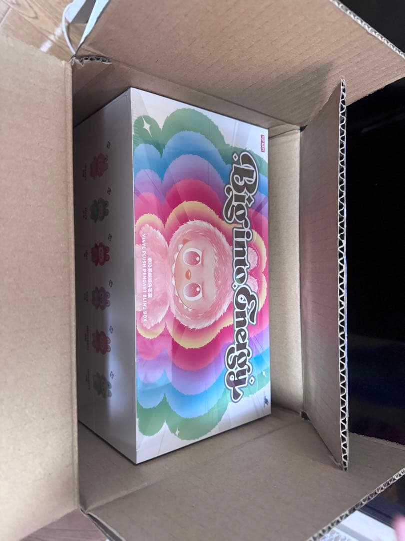 ぬいぐるみ LABUBU THE MONSTERS Big into Energy BOX