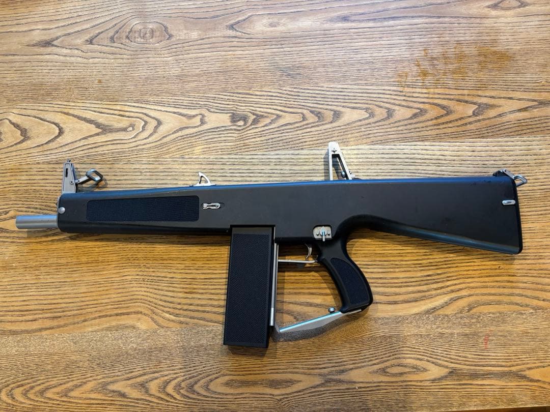 トイガン AA-12 トイガン AA-12 AA12ショットガン 電動フルオート連発 排莢式 ト 連続