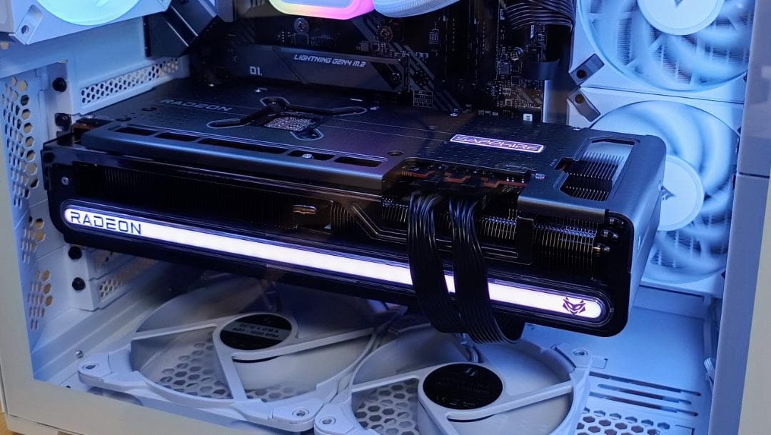 Sapphire 7800 XT 保証残あり 保証書納品書あり ☆ほぼ新品☆ GIGABYTE