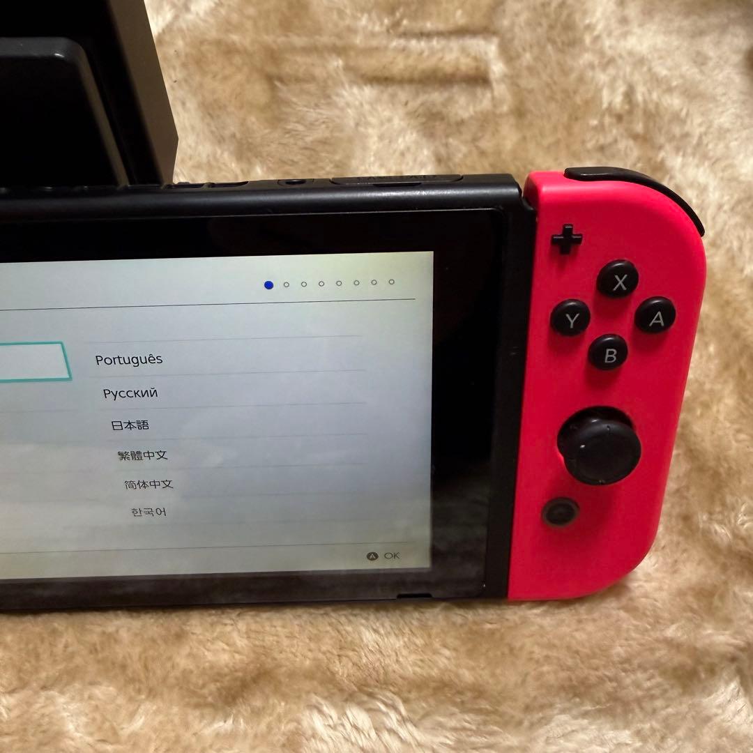 Nintendo Switch 本体 グリーンとピンクのジョイコン