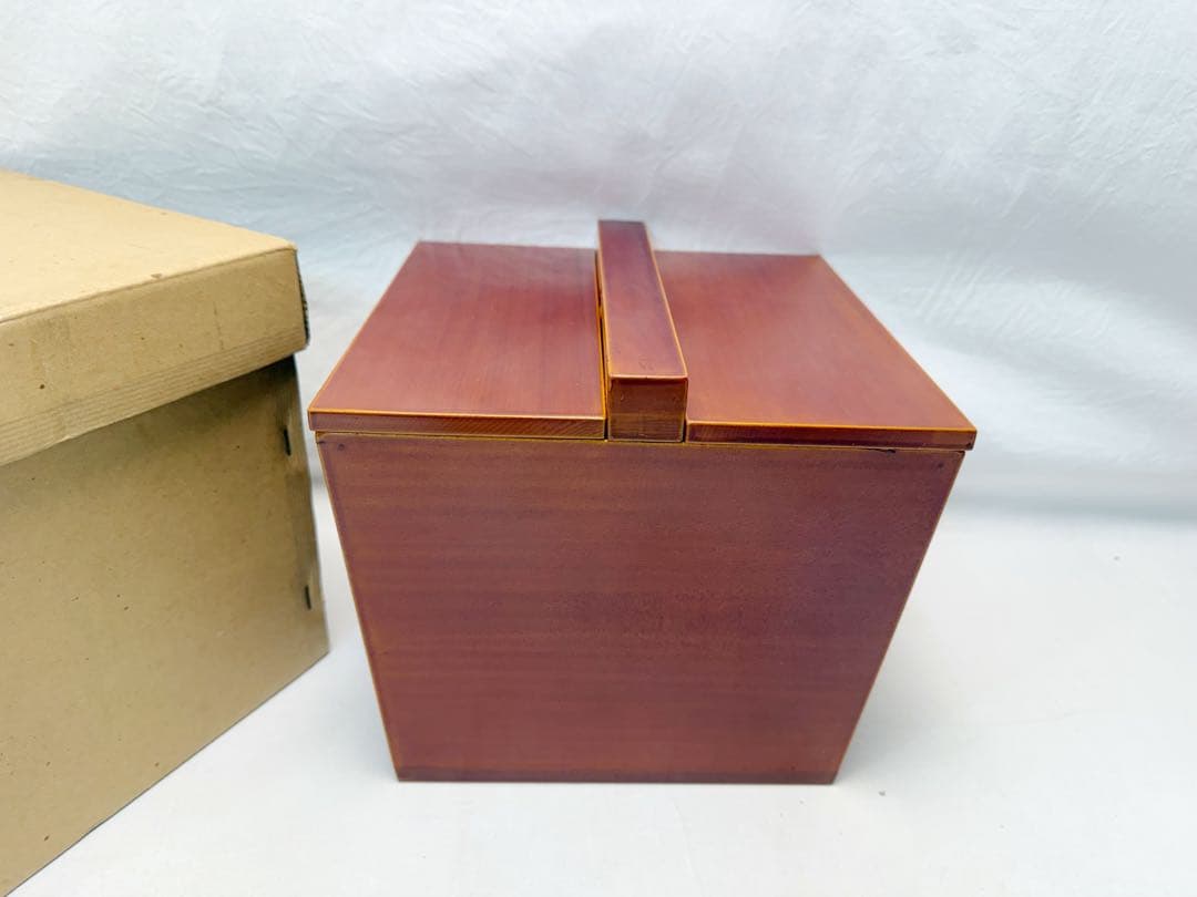 ほぼ未使用 茶道具 飛騨春慶塗 釣瓶水指 つるべ水指 天然木製 元箱 ほぼ未使用 茶道具 飛騨春慶塗 釣瓶水指 つるべ水指 天然木製 元箱