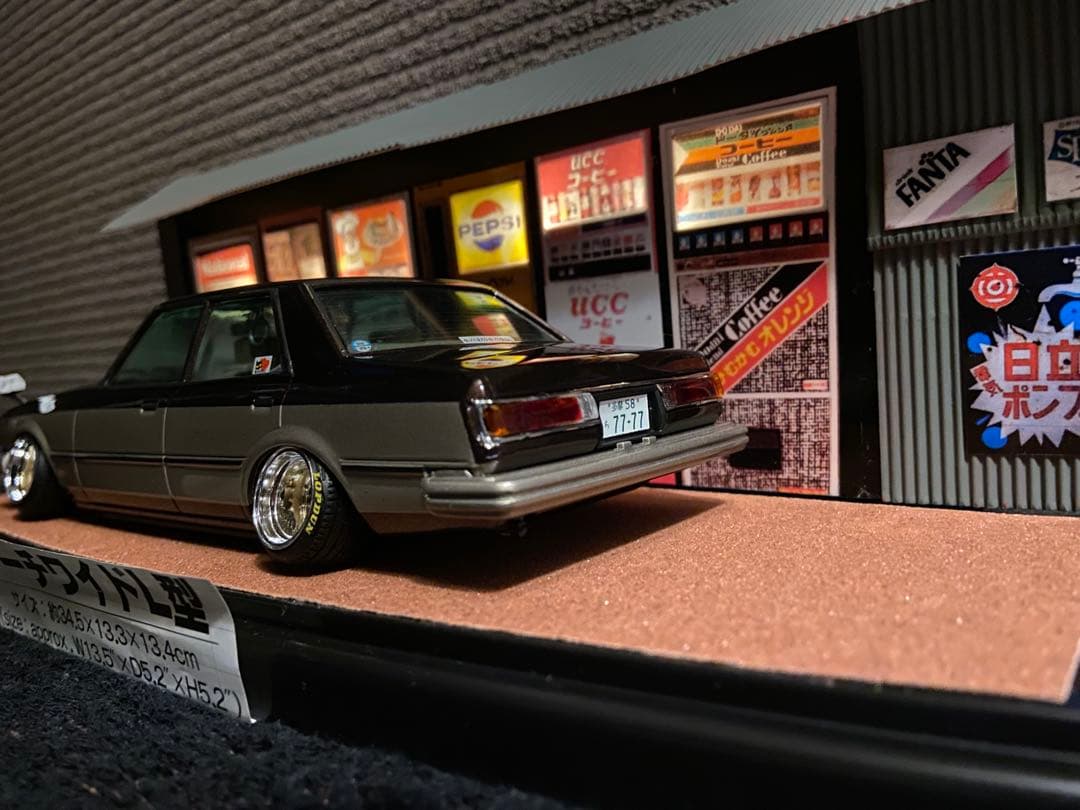 1/24 クレスタ マイクロエース カスタム ジオラマ 旧車 - メルカリ