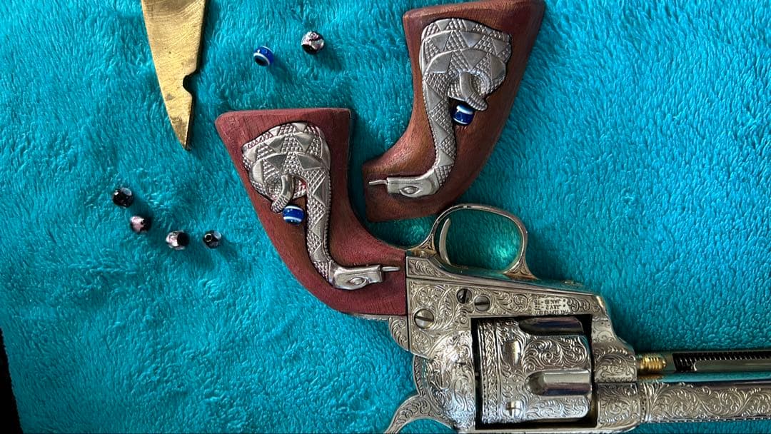 モ*ゾ様 エングレービング装飾リボルバー