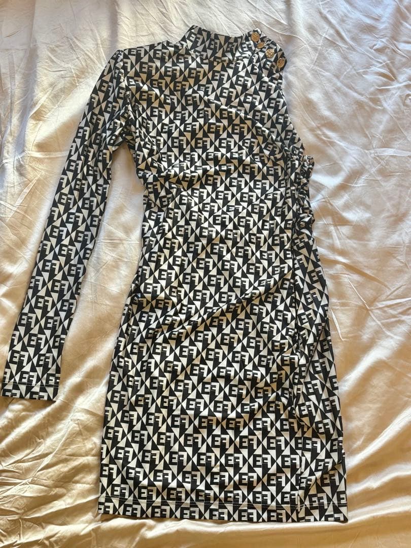 エリザベッタフランキ　ドレス