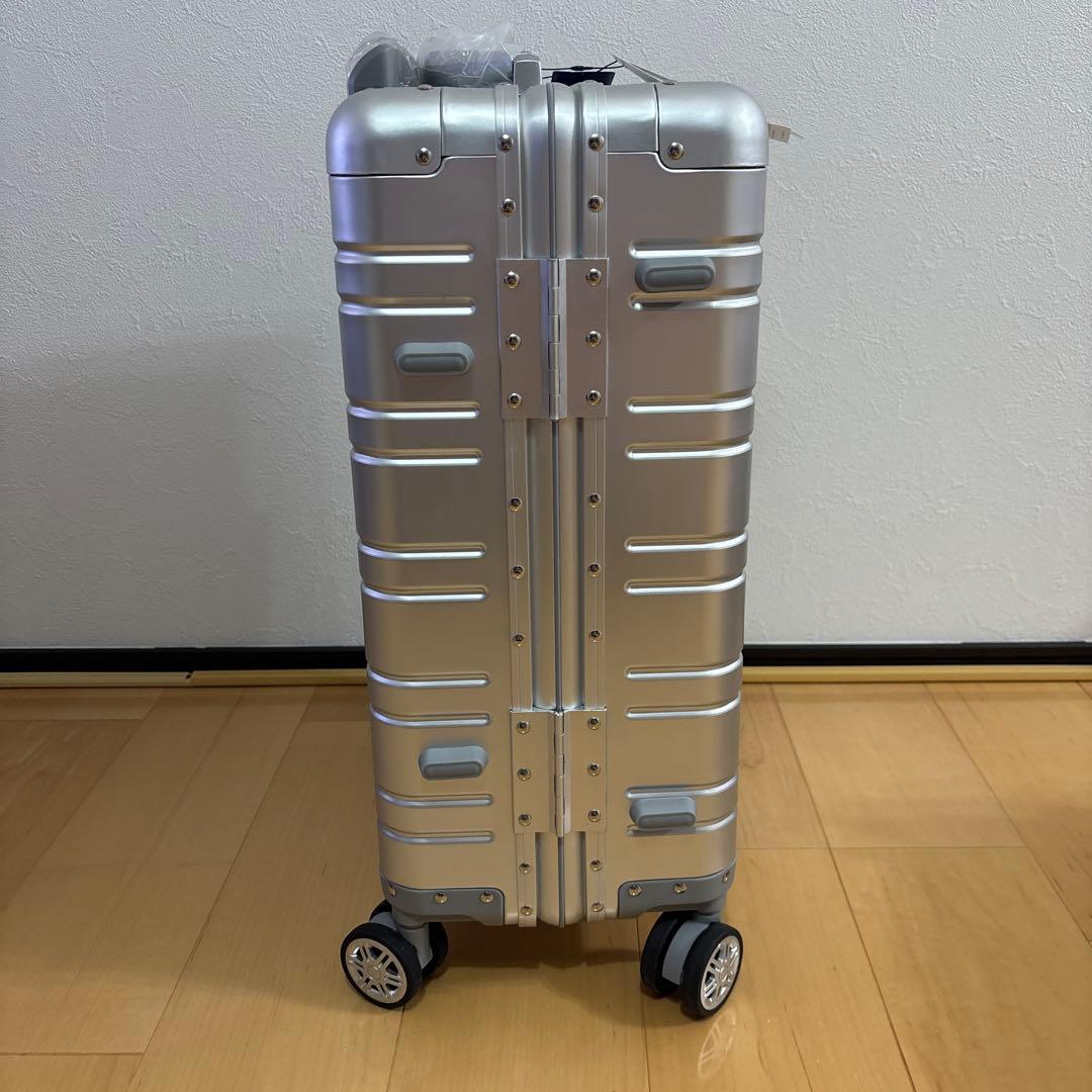 muta marineアルミニウムキャリーケース TSAロック付き 機内持ち込み