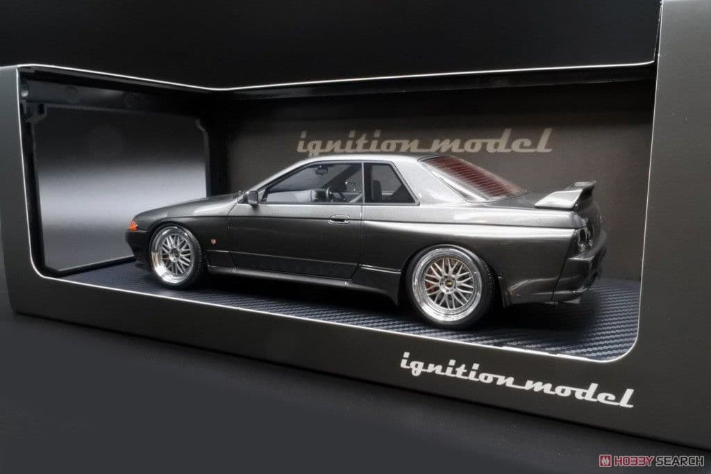 イグニッションモデル GT-R32 NISMO 1/18 モデル IG2165 IG2200 1/43