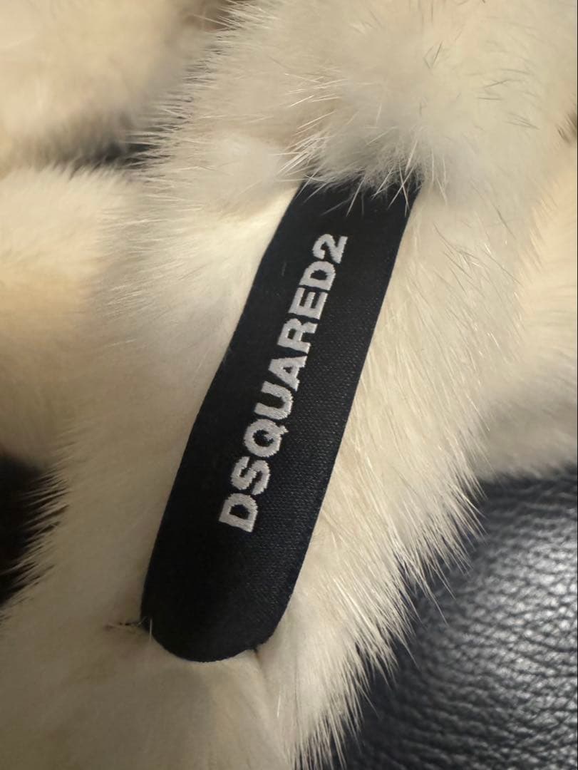 DSQUARED2】ラビットファー マフラー／リアルファー／オフホワイト 美