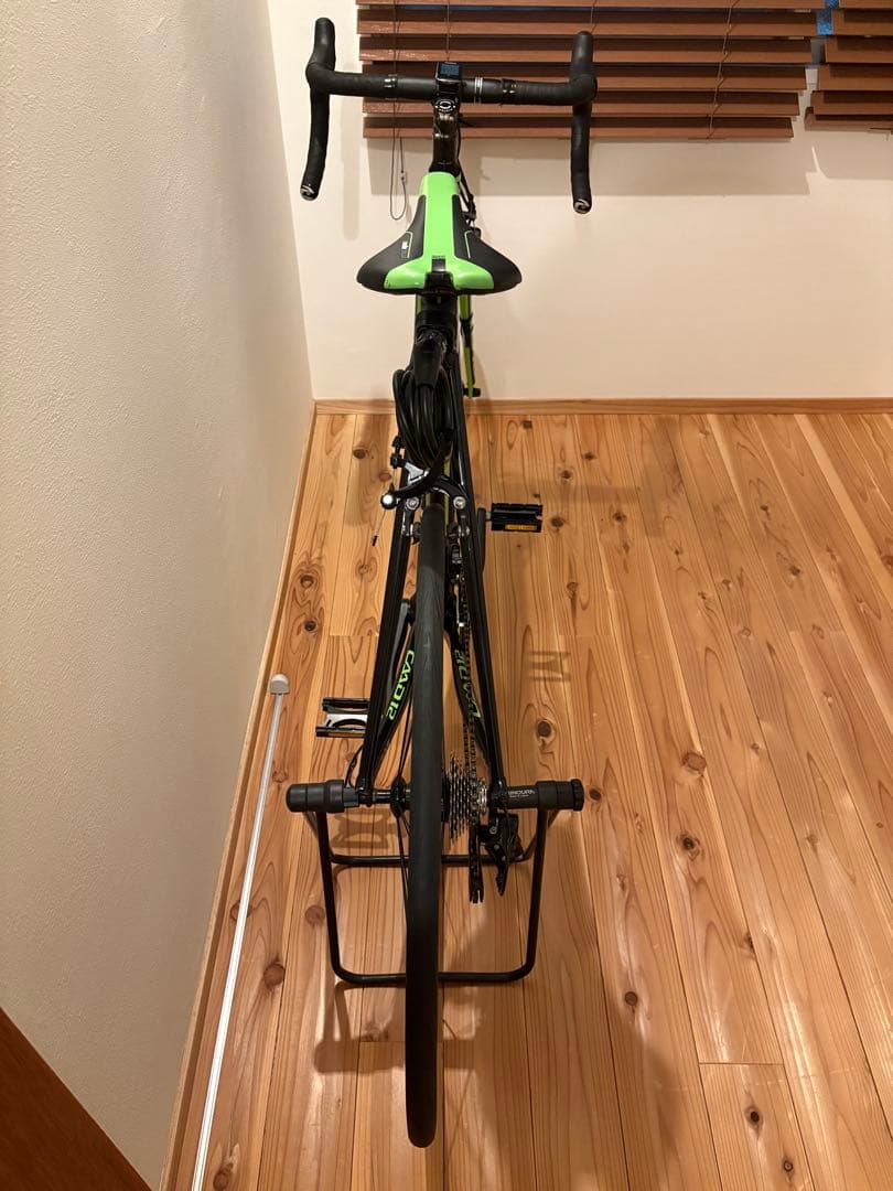 超美品CANNONDALE CAAD12 105 2016年モデル ロードバイク