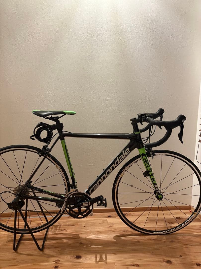 超美品CANNONDALE CAAD12 105 2016年モデル ロードバイク