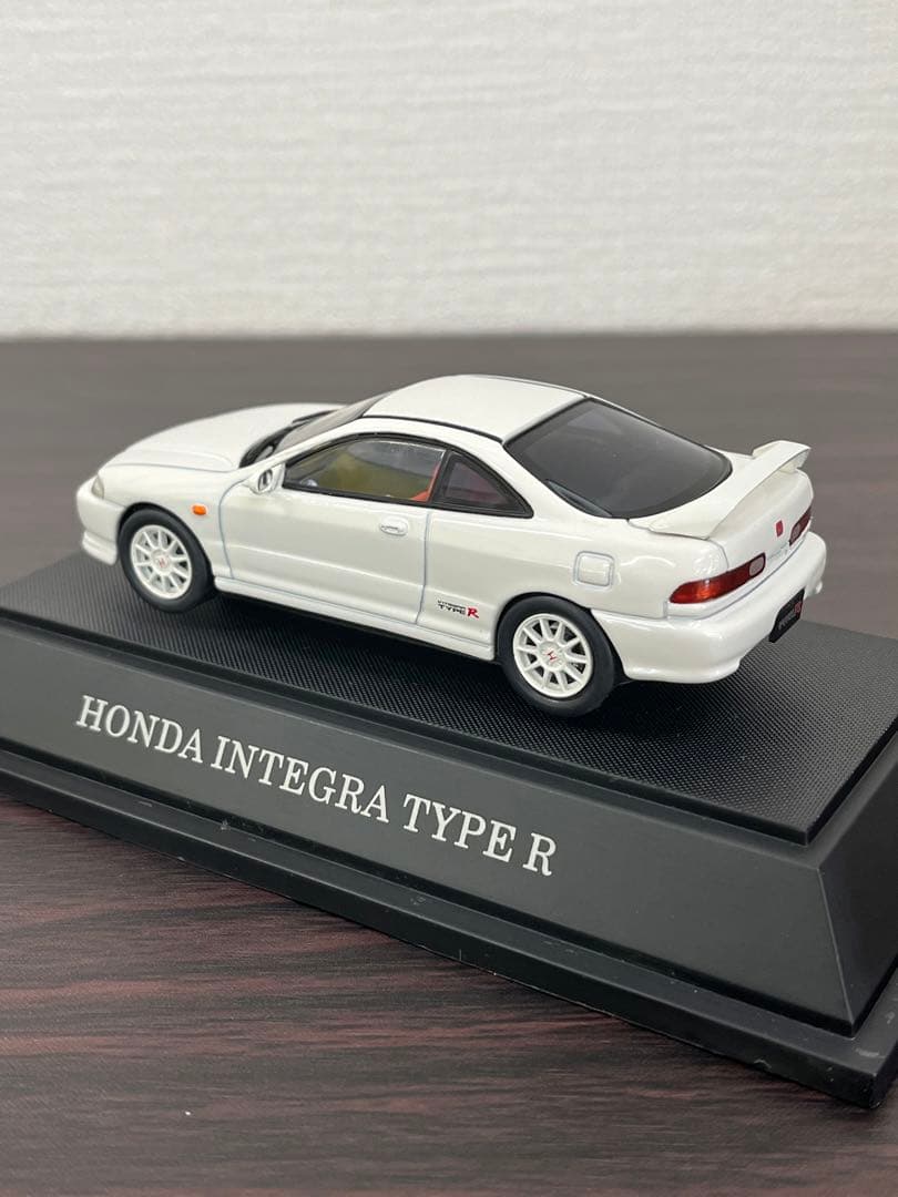 エブロ1/43 ホンダ インテグラ タイプR 2台セット
