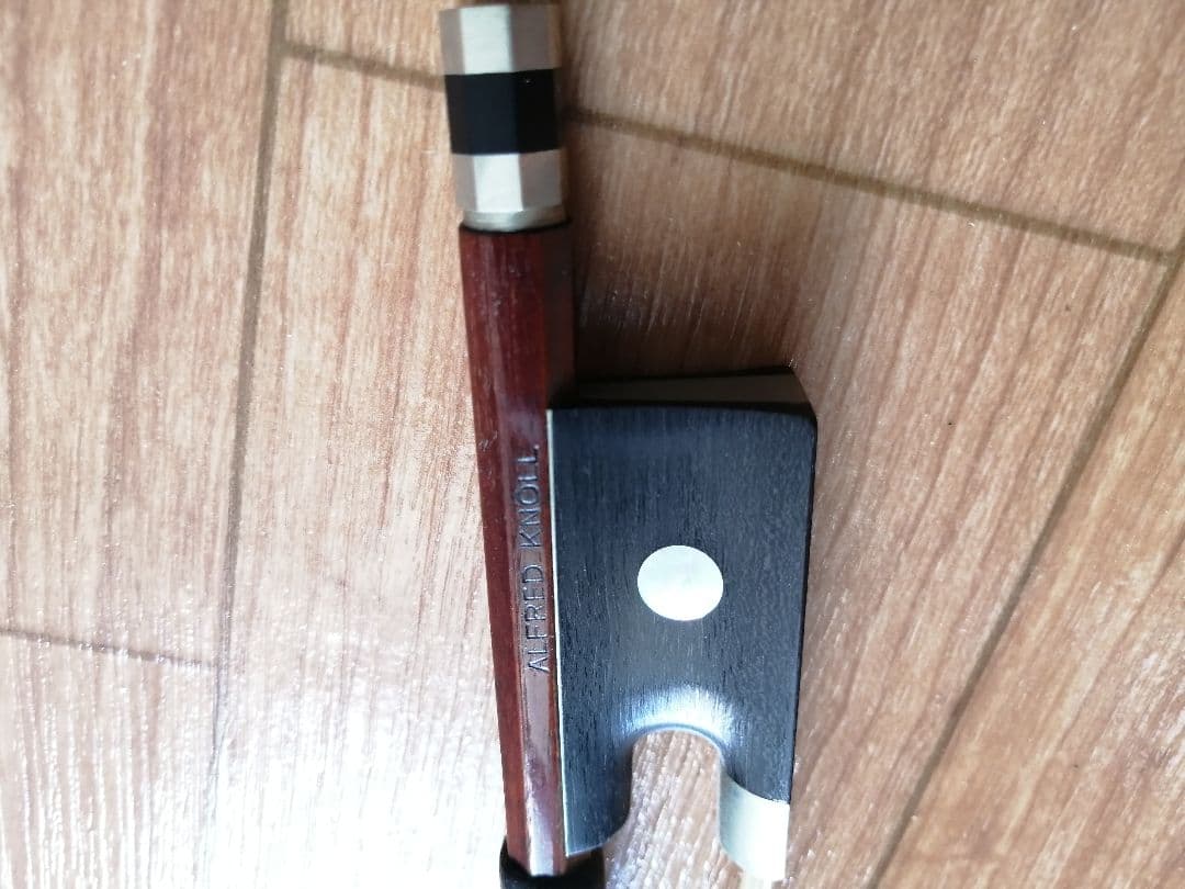 ヴァイオリン　弓　alfred・knoll