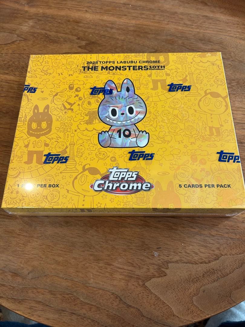 ラブブ未開封Topps Chrome The Monsters 10th