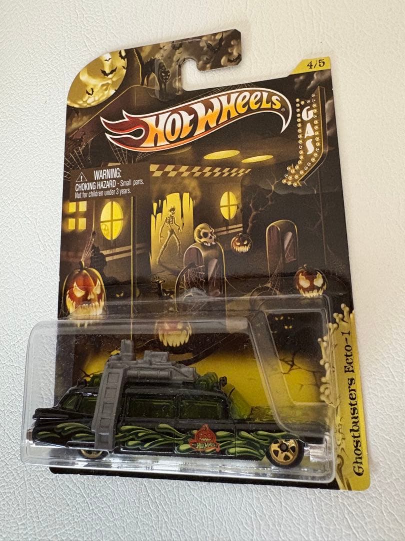 ホットウィール ハロウィン限定　ゴーストバスターズ　Ecto-1