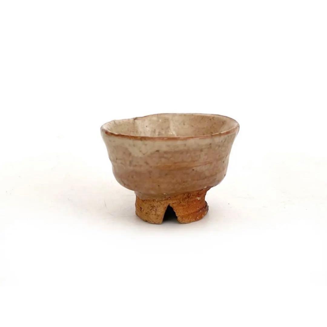 陶芸家　人間国宝　十代　三輪休雪　萩焼　ぐい呑　酒器　酒盃　箱なし 陶芸家 人間国宝 十代 三輪休雪 萩焼 ぐい呑 酒器 酒盃 箱