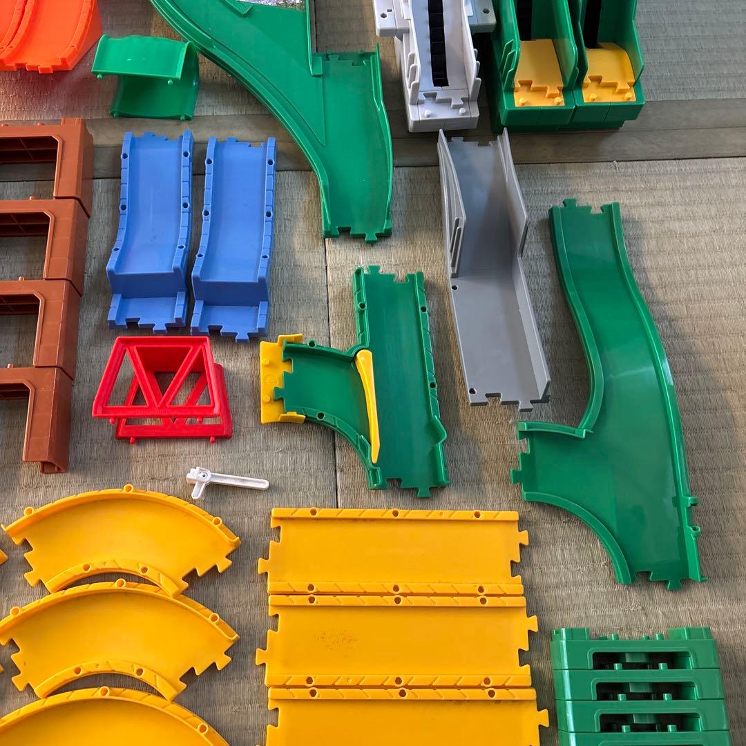 トミカシステム　オートやまみち道路セット　大量