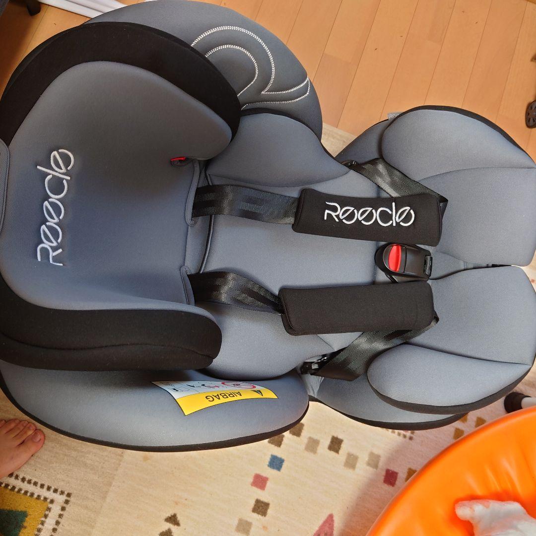 Rooclo 車用チャイルドシート 　グレー
