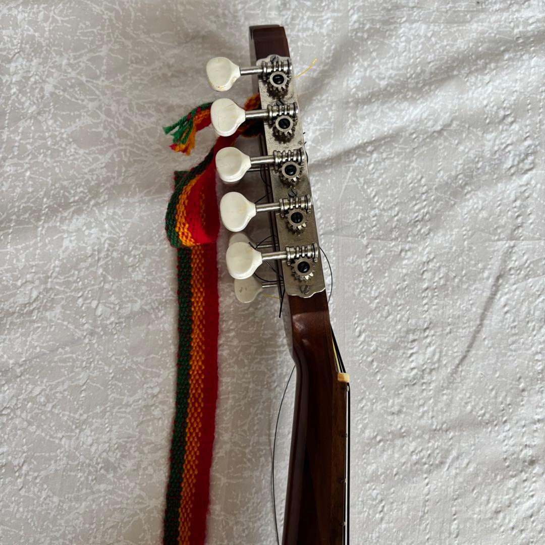 acha チャランゴ　ボリビア　民族楽器