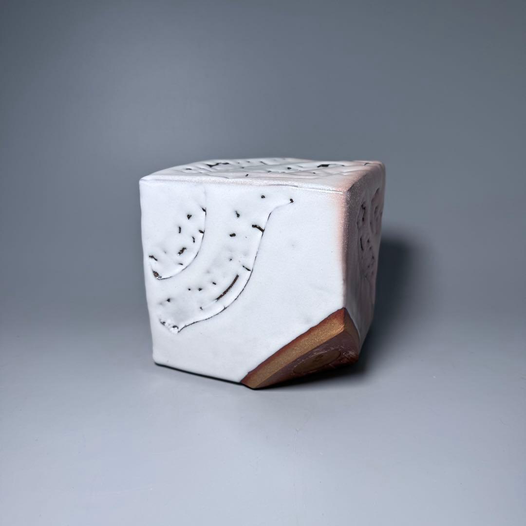 萩焼　陶芸作家　大谷雅彦　白萩　四方花入　共箱　栞　未使用品保管　三輪栄造　師事