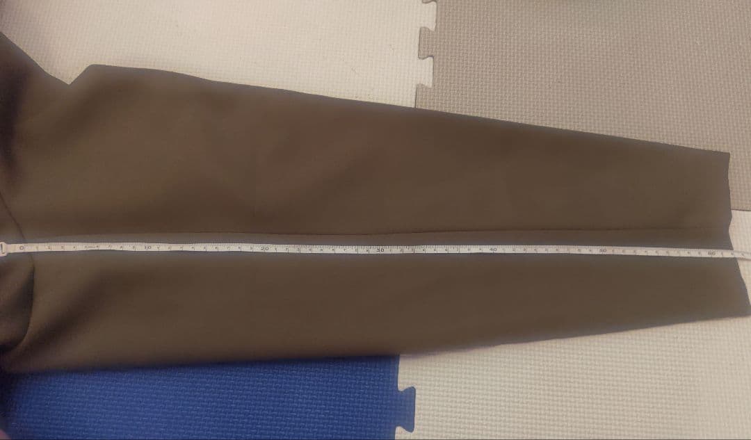 2本セット売り テーパードパンツ 売り切りたい為最終値下げ中 - メルカリ