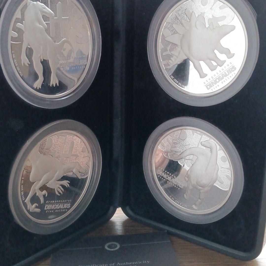 ツバル 恐竜 2オンス プルーフ 記念 銀貨純銀限定外箱無し