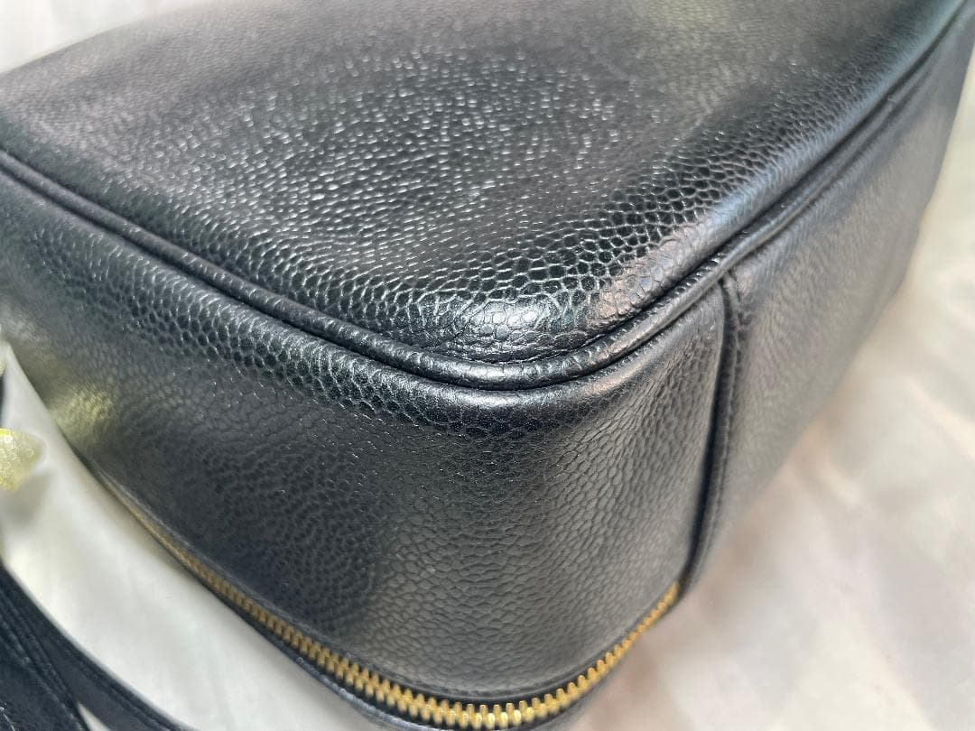 CHANEL シャネル　バニティ　キャビアスキン　ショルダー　メイク　CC　61