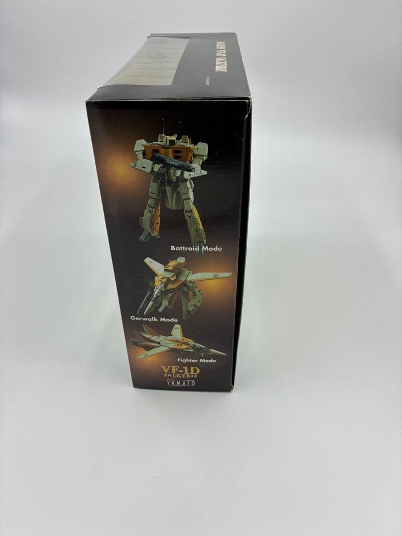 マクロス 1/60 完全変形 VF-1D バルキリー フィギュア