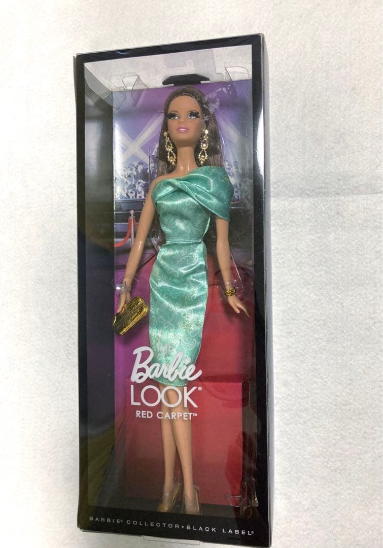 バービーコレクター ザ・バービールック レッドカーペット ブラックレーベル