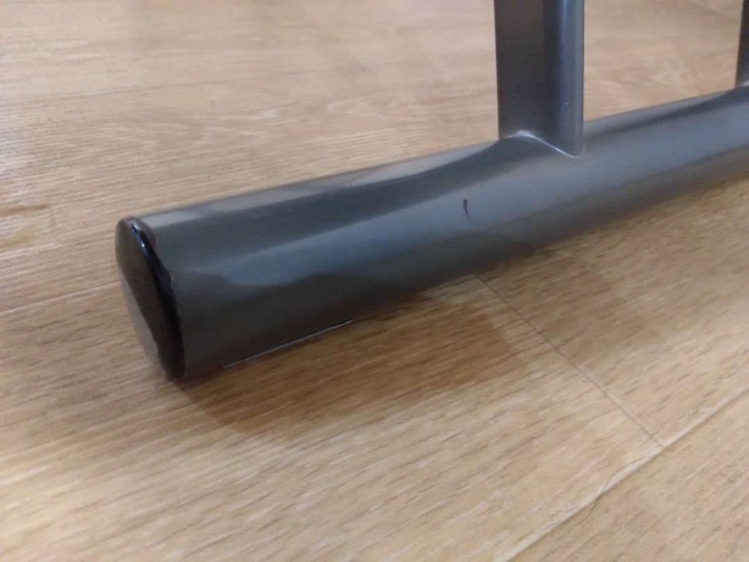 イタリア製　GORACO S.R.L 丸形・円形昇降テーブル、拡張式