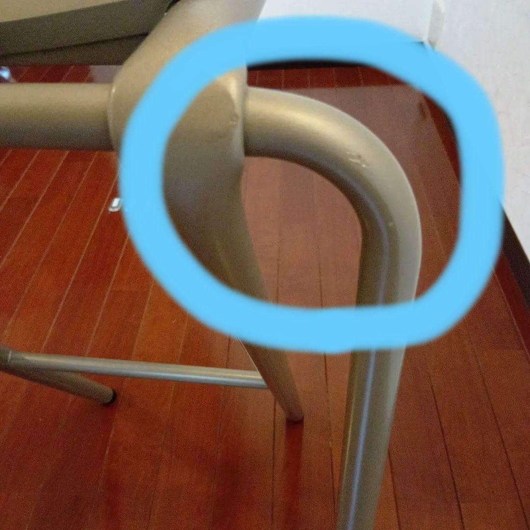 スリム金属製スツール