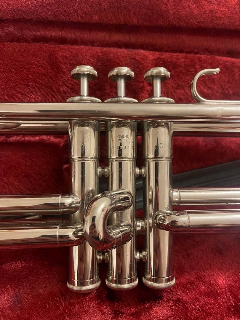 ヤマハ YTR135 トランペット シルバー ケース付き