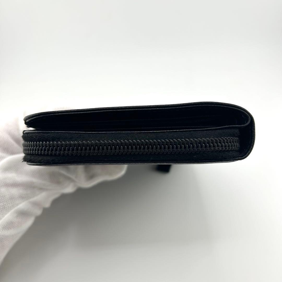 極上美品・保証書付　PRADA 二つ折り　三角プレート　サフィアーノ　ブラック