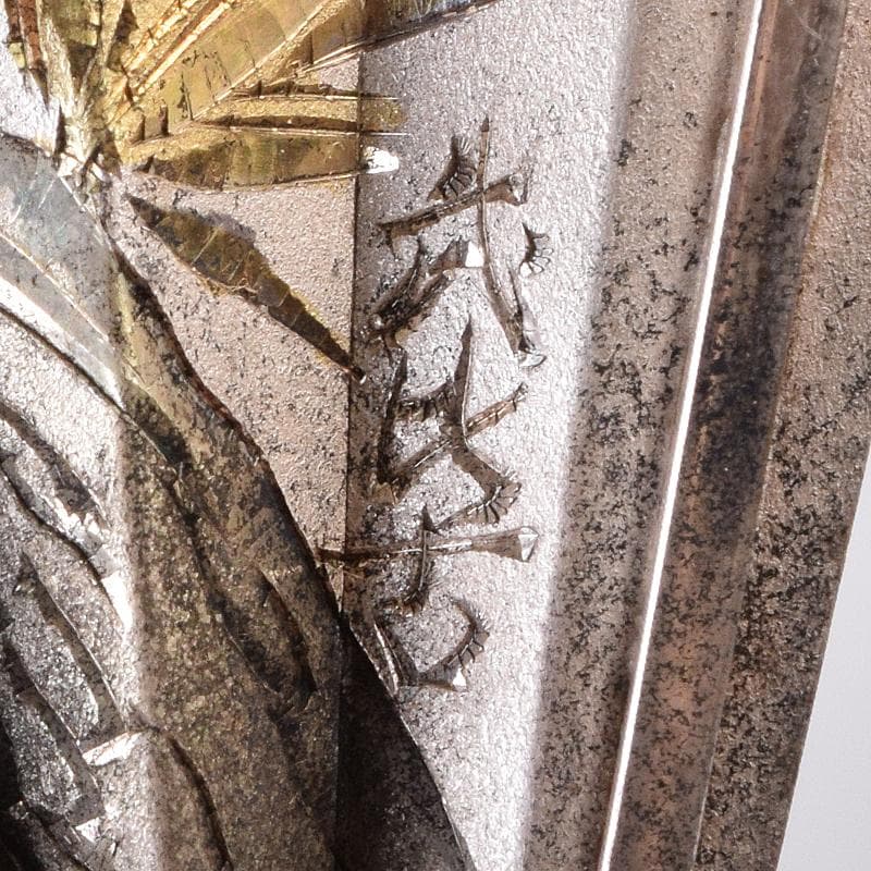 関武比古作　純銀製　松刻　扇子　置物　約28g　ガラスケース付　C　R8761B