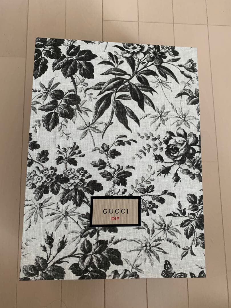 GUCCI DIY シューズケースとサテンシューズ袋 GUCCI DIY シューズケースとサテンシューズ袋