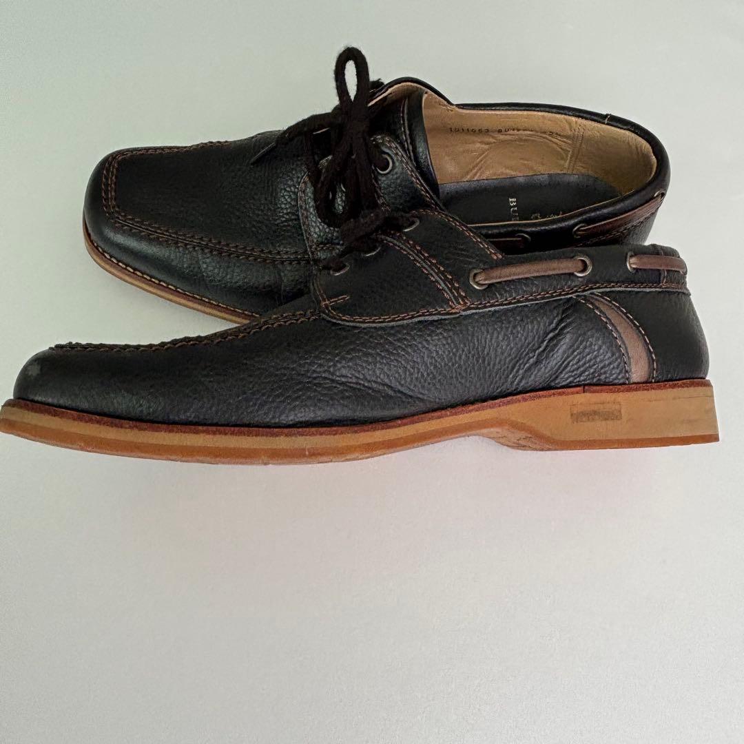 バーバリーロンドン デッキシューズ ネイビー レザー シボ革