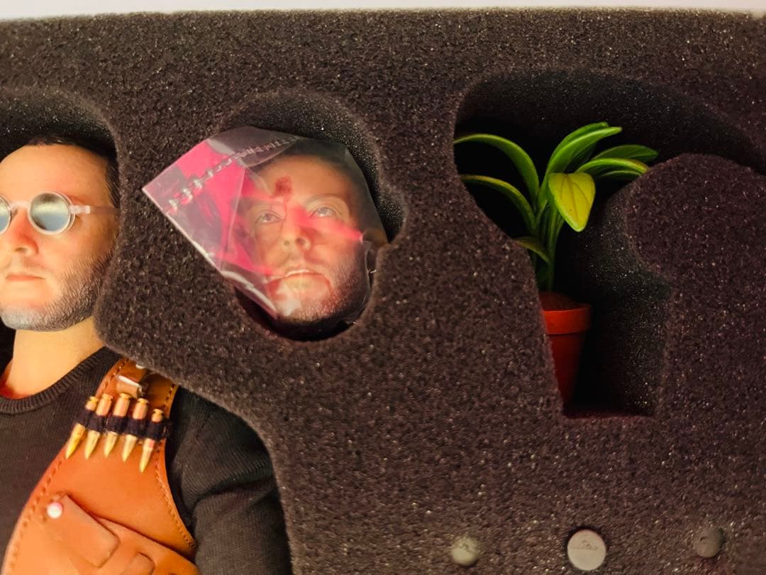 LEON レオン　ジャン・レノ　1/6スケールフィギュア