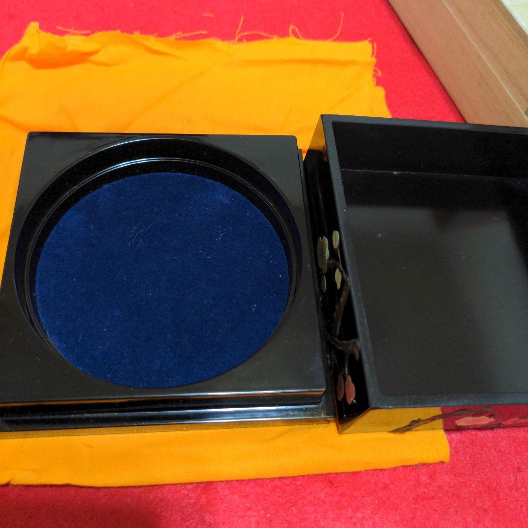 高岡漆器　武蔵川秀山作　青貝塗錆絵花鳥図　宝石箱　小物入　梅に樫鳥