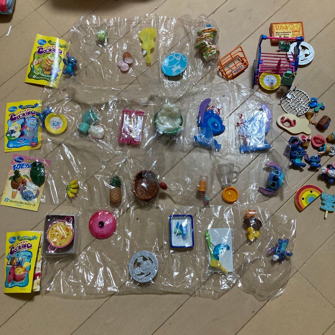 ディズニー　ミニチュア　スティッチ　リーメント　食玩