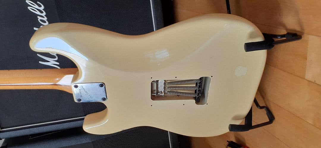 カ*ス様 ビンテージ ビル・ローレンス ストラト fender