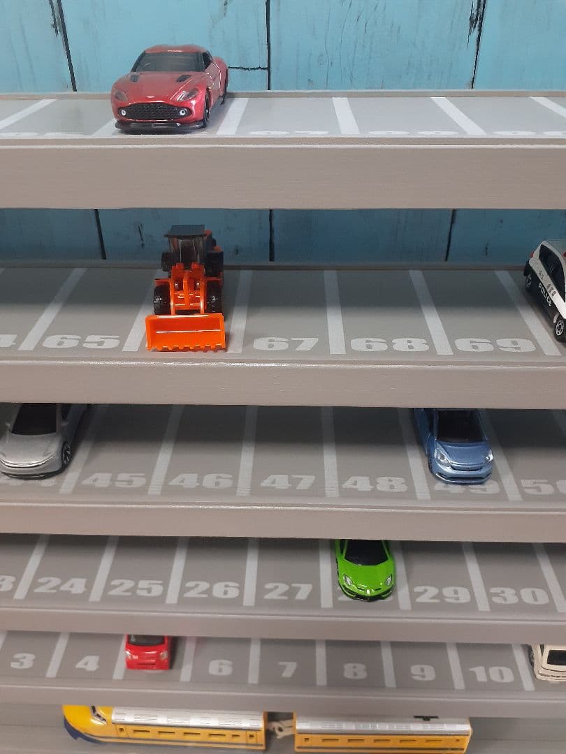 りり【即購入OKです】　6段78センチ巾１枚板プラレール1段金具付属仕様