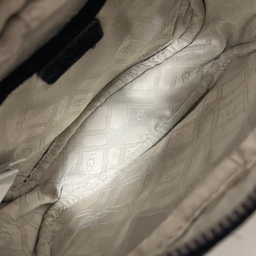 UGG 黒 ショルダーバッグ