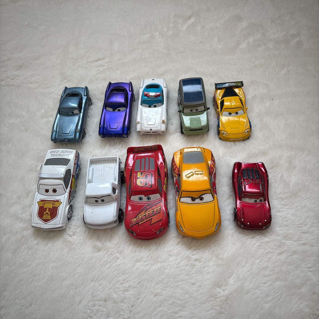 カーズ　マテル　10台