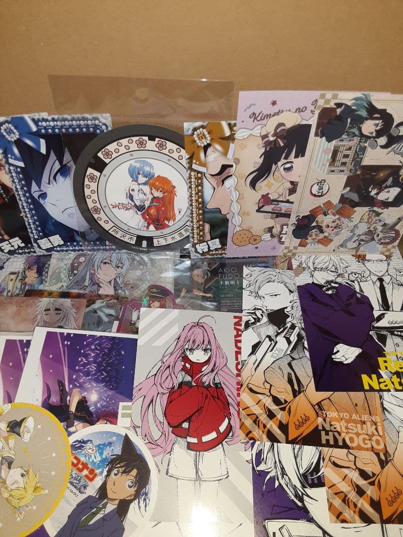 アニメグッズ 紙類・薄物 大量 まとめ売り 1000点