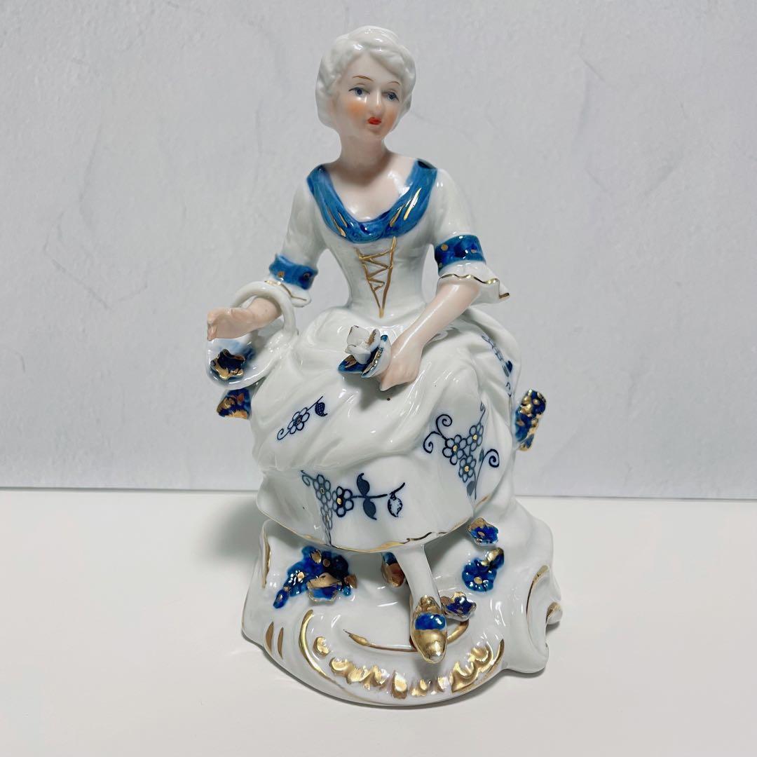 磁器製 フィギュリン ロココ貴婦人 陶器人形 ポーセリン人形 陶器置物