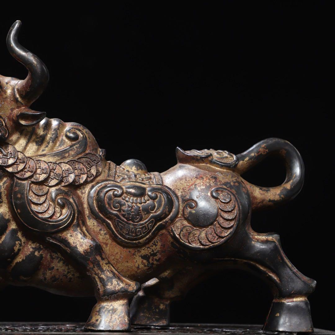 旧蔵　牛の彫刻　銅製　富貴　幸運　家業繁栄