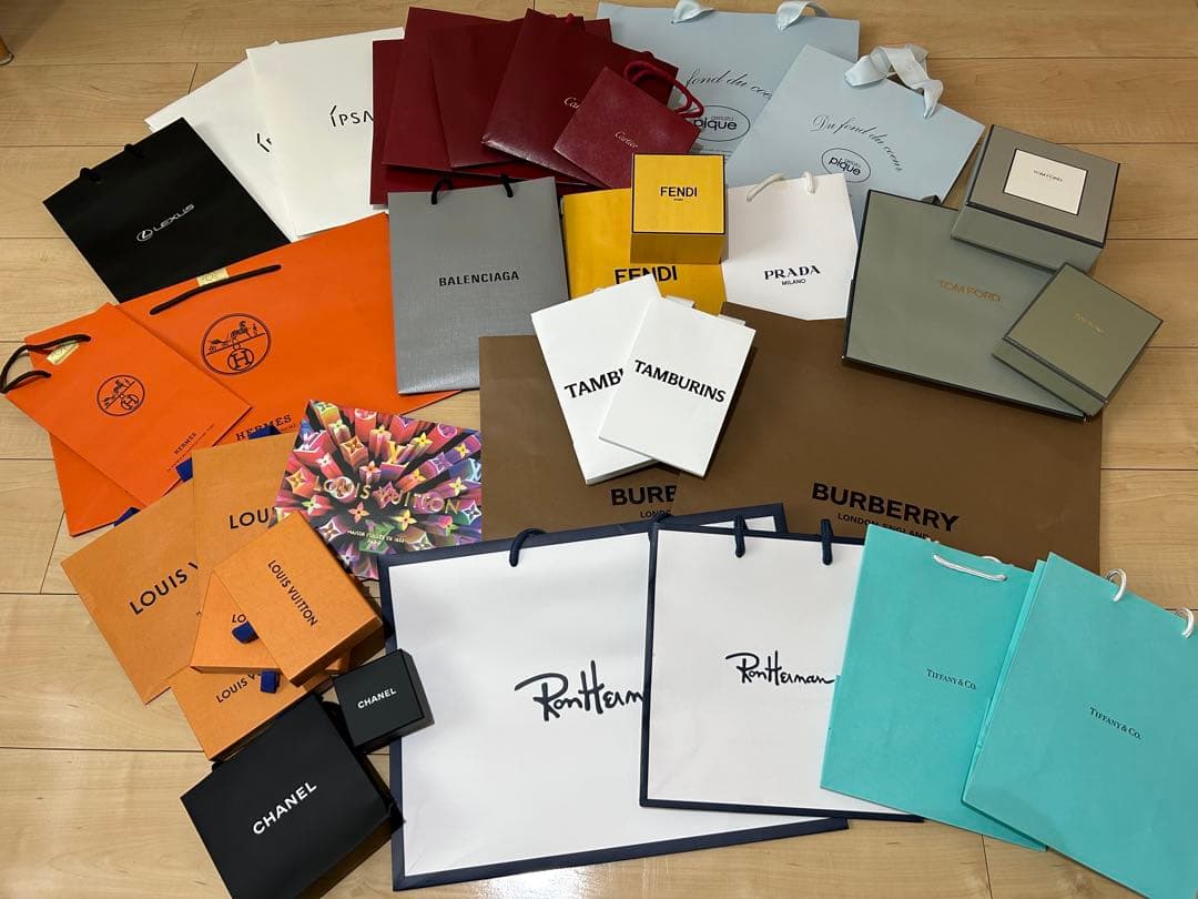 ❣️お値下げ❣️ブランドショップ袋セット 楽天市場】ブランド 紙袋 ショッパー（日用品雑貨・文房具・手芸）の通販
